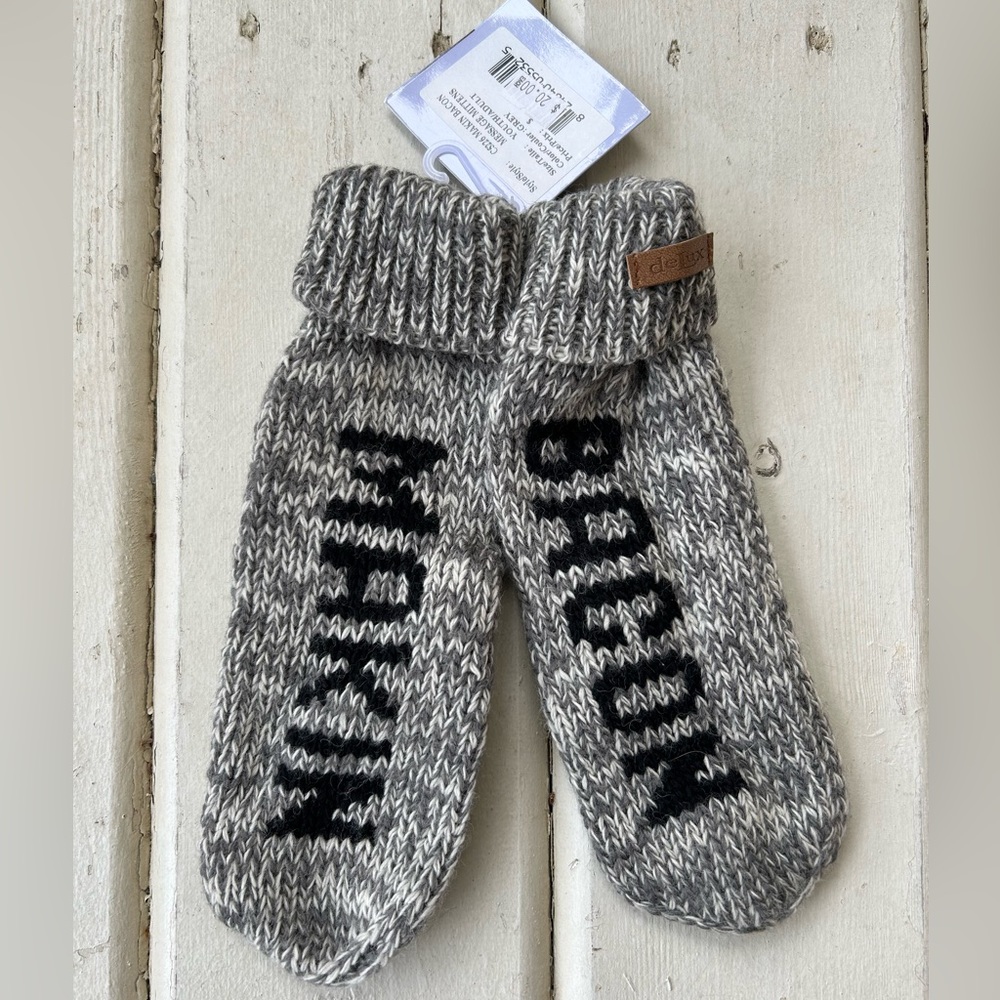 NEW Delux Bacon Mittens